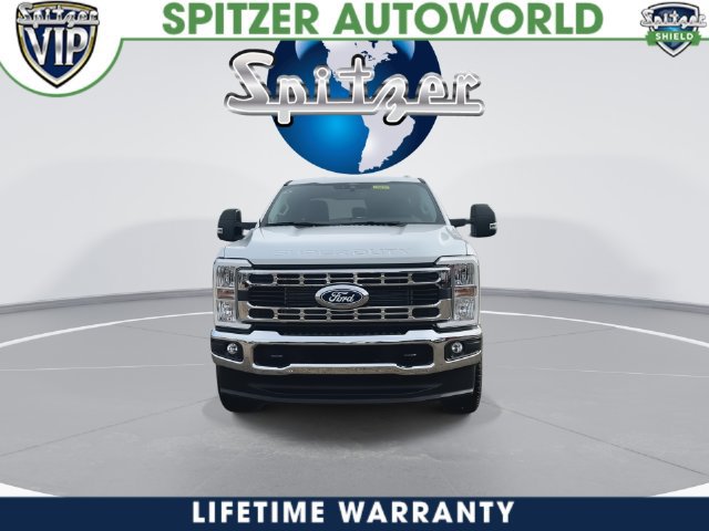 New 2027 Ford F350 XLT w/ FX4 Off-Road Package AWD/4WD image 4