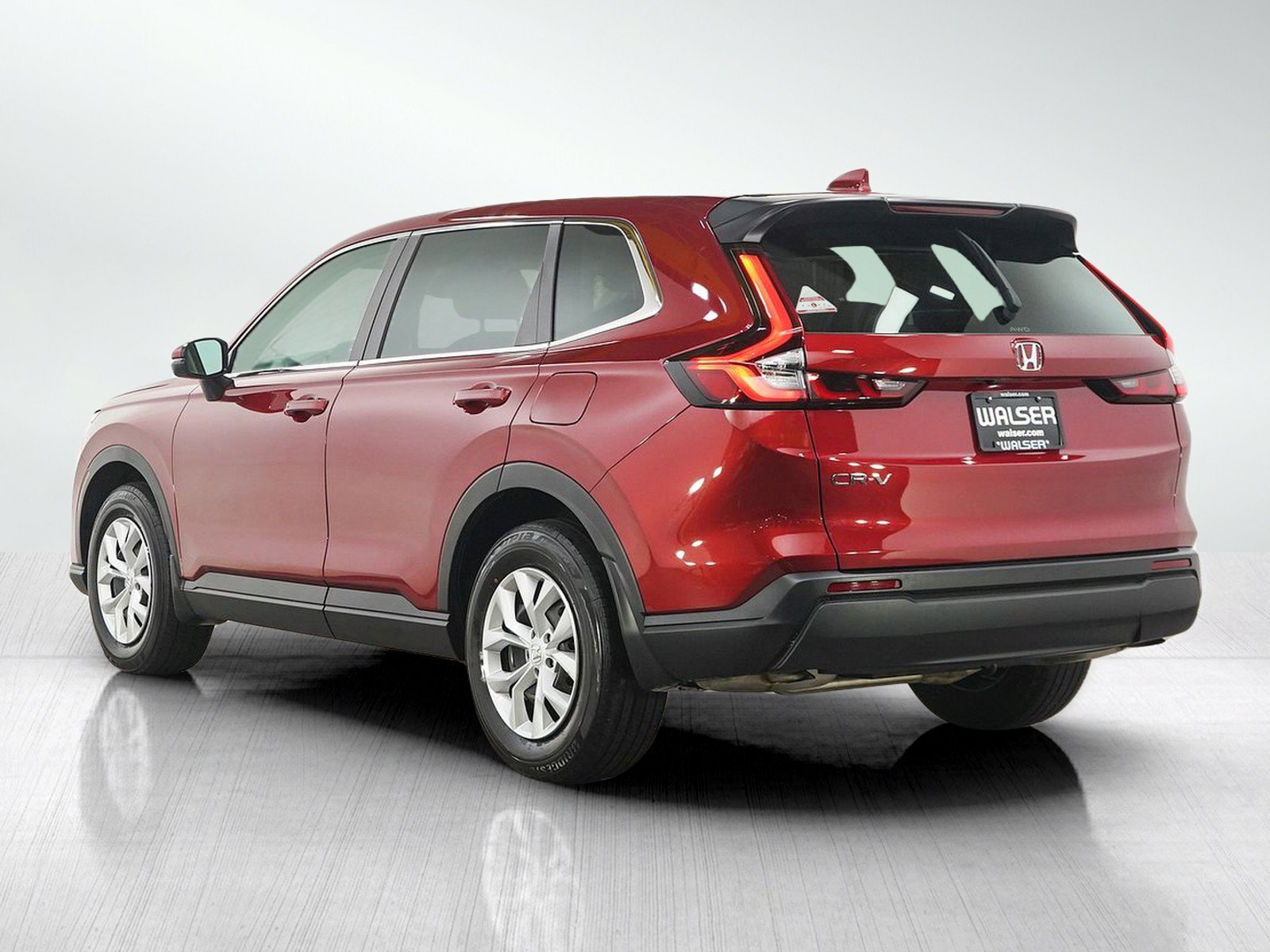 Used 2025 Honda CR-V LX image 3