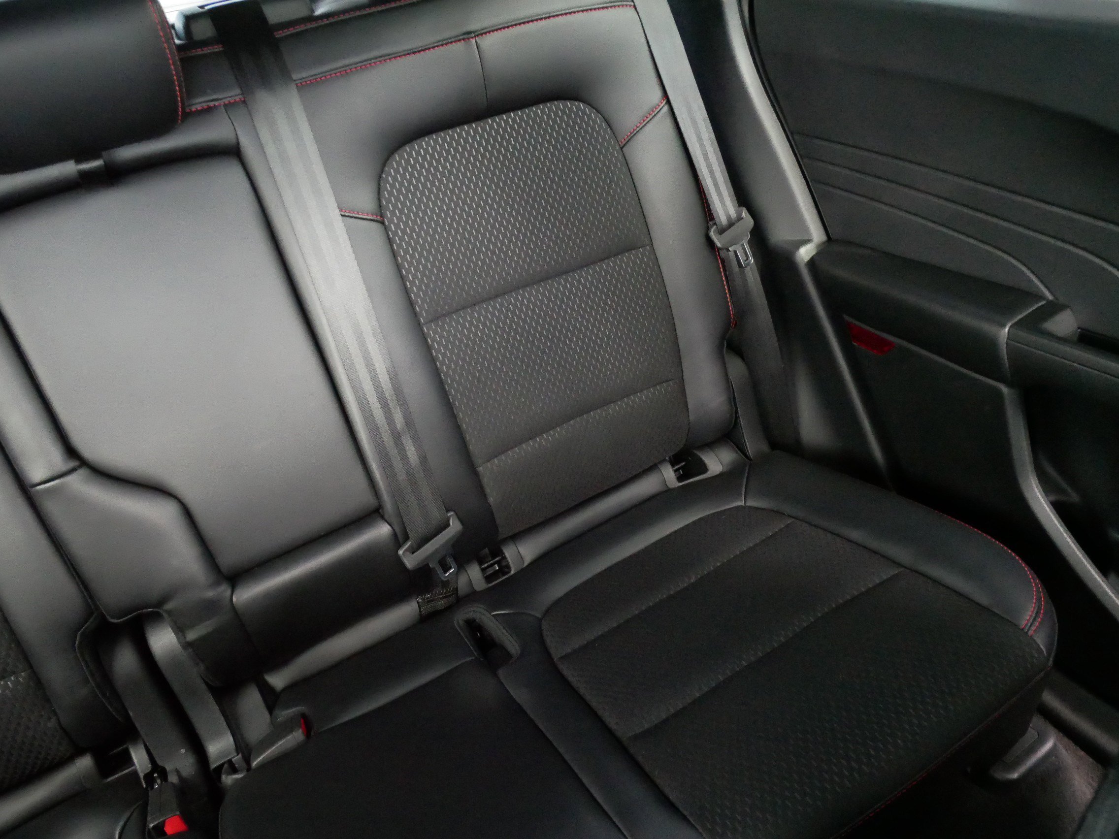 Used 2025 Ford Escape ST-Line AWD/4WD image 14