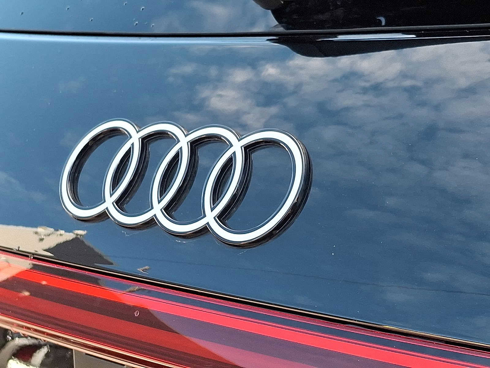 Certified 2025 Audi Q5 Premium Plus w/ Premium Plus image 24