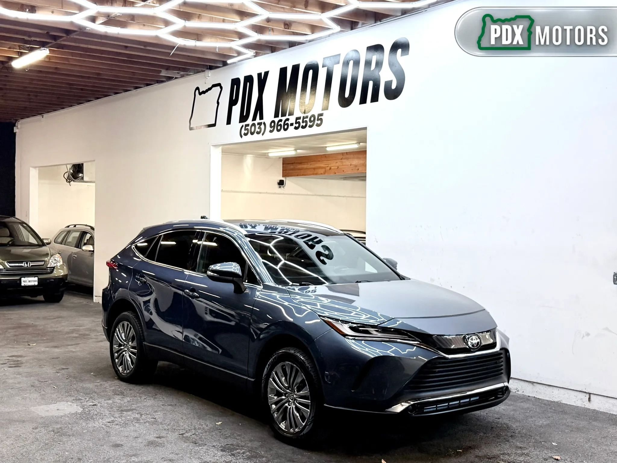 Used 2021 Toyota Venza XLE w/ Softex Package AWD/4WD image 1