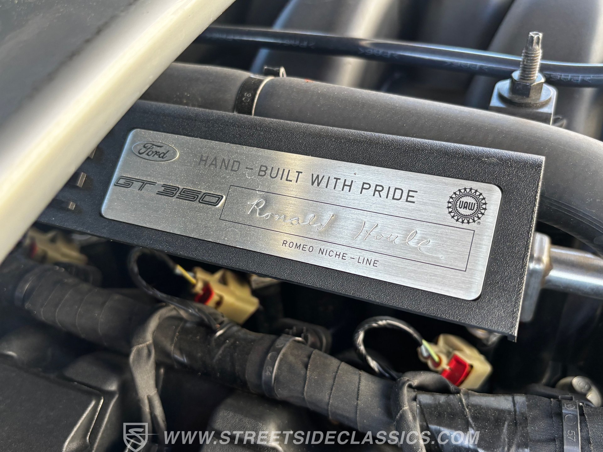 Used 2020 Ford Mustang Shelby GT350R w/ GT350R Equipment Group 920A RWD image 40