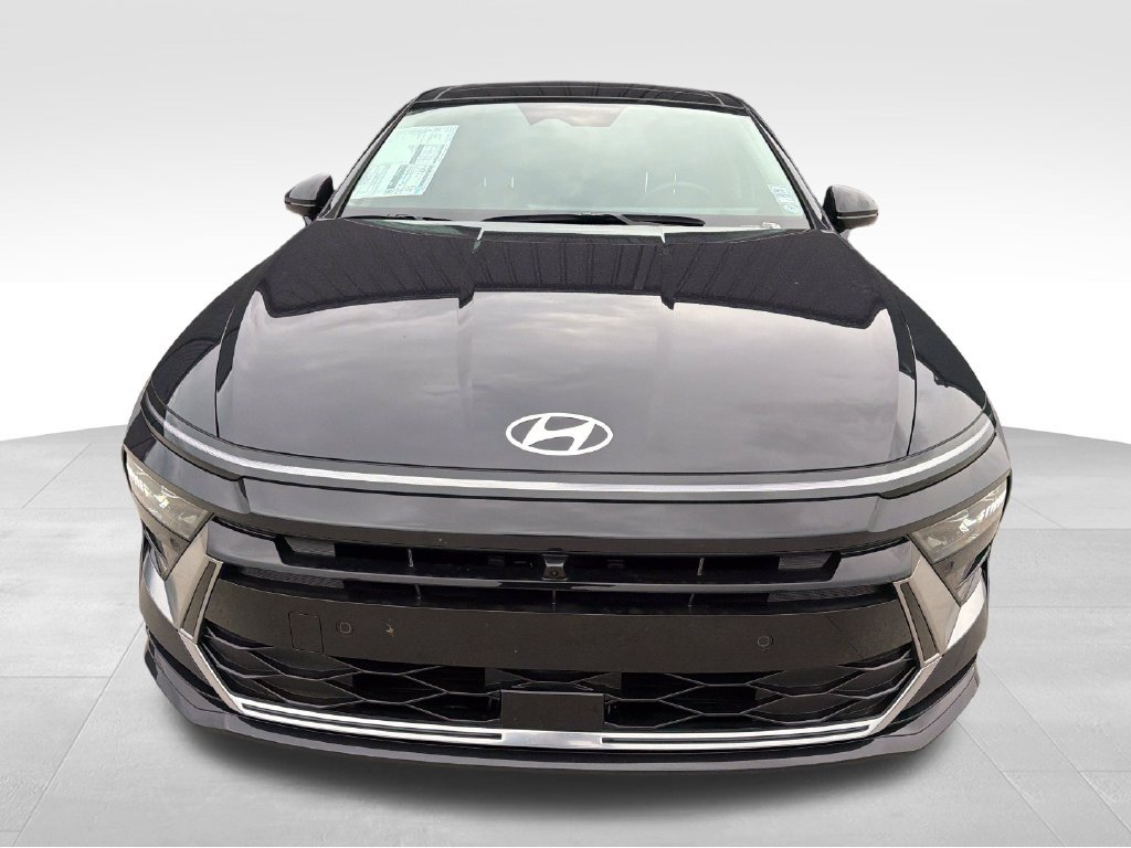 New 2026 Hyundai Sonata Limited FWD image 9