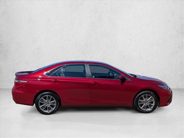 Used 2016 Toyota Camry SE FWD image 4