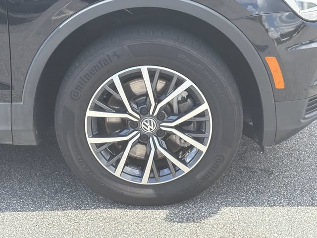 Used 2020 Volkswagen Tiguan SE FWD image 14
