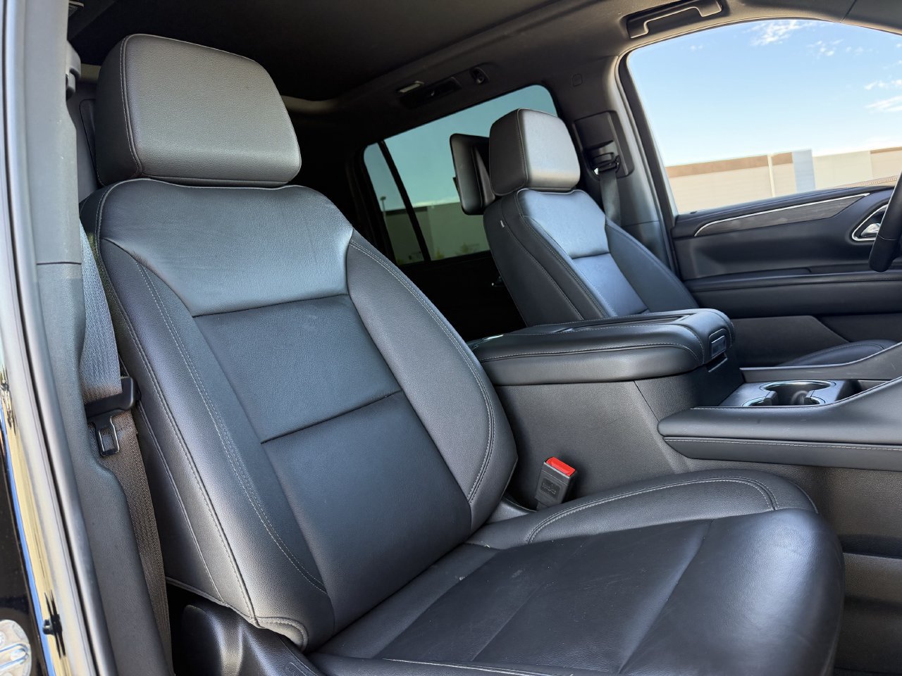 Used 2024 Chevrolet Suburban Z71 w/ Z71 Off-Road Package AWD/4WD image 26