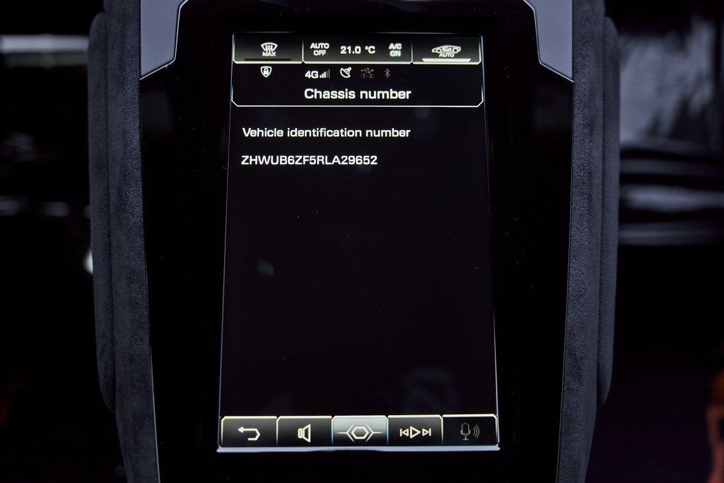 Used 2024 Lamborghini Huracan Tecnica image 71