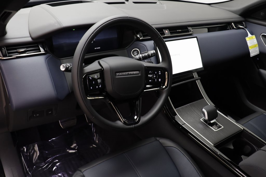 New 2026 Land Rover Range Rover Velar Dynamic SE image 7