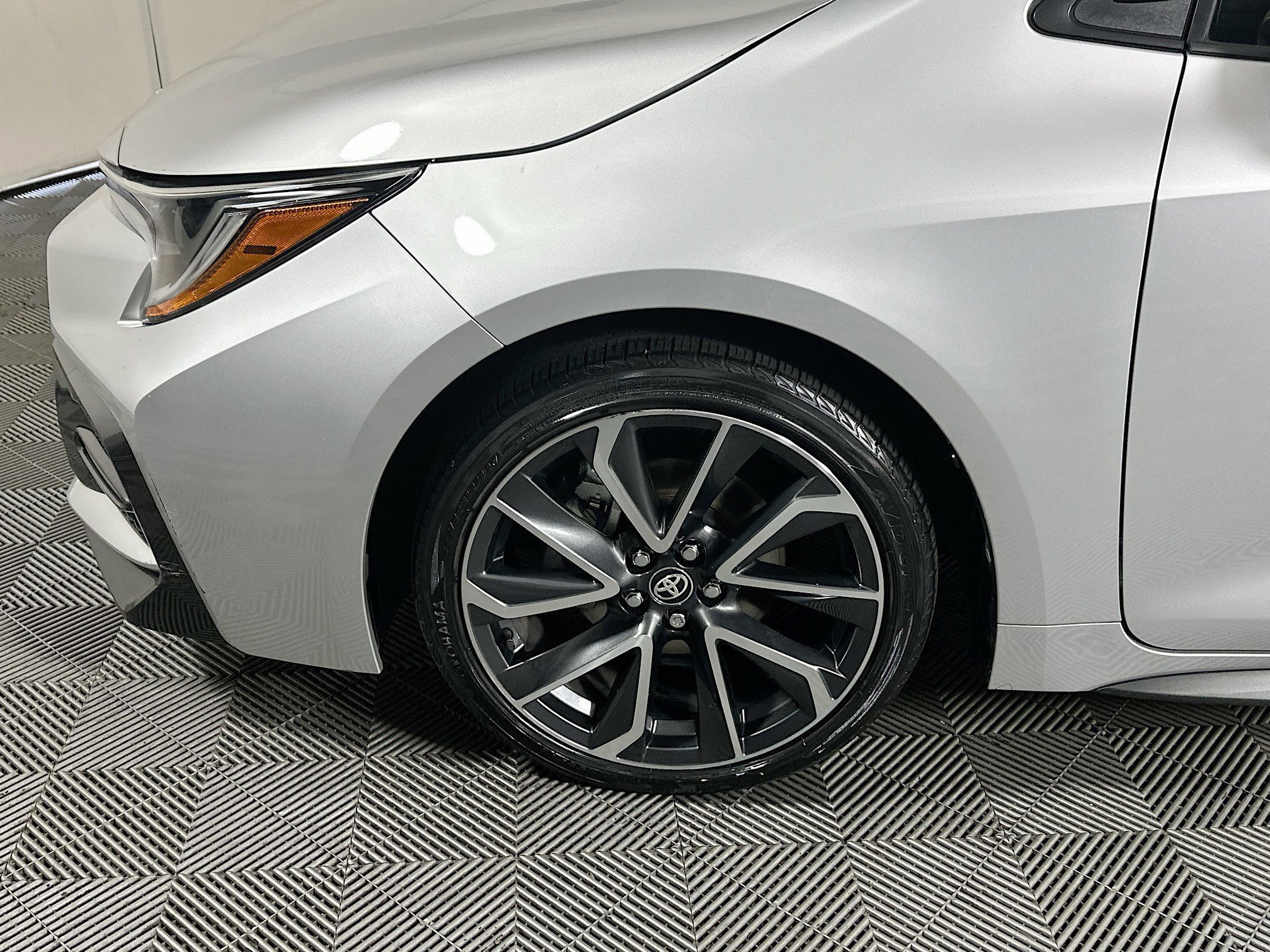 Used 2022 Toyota Corolla SE FWD image 11