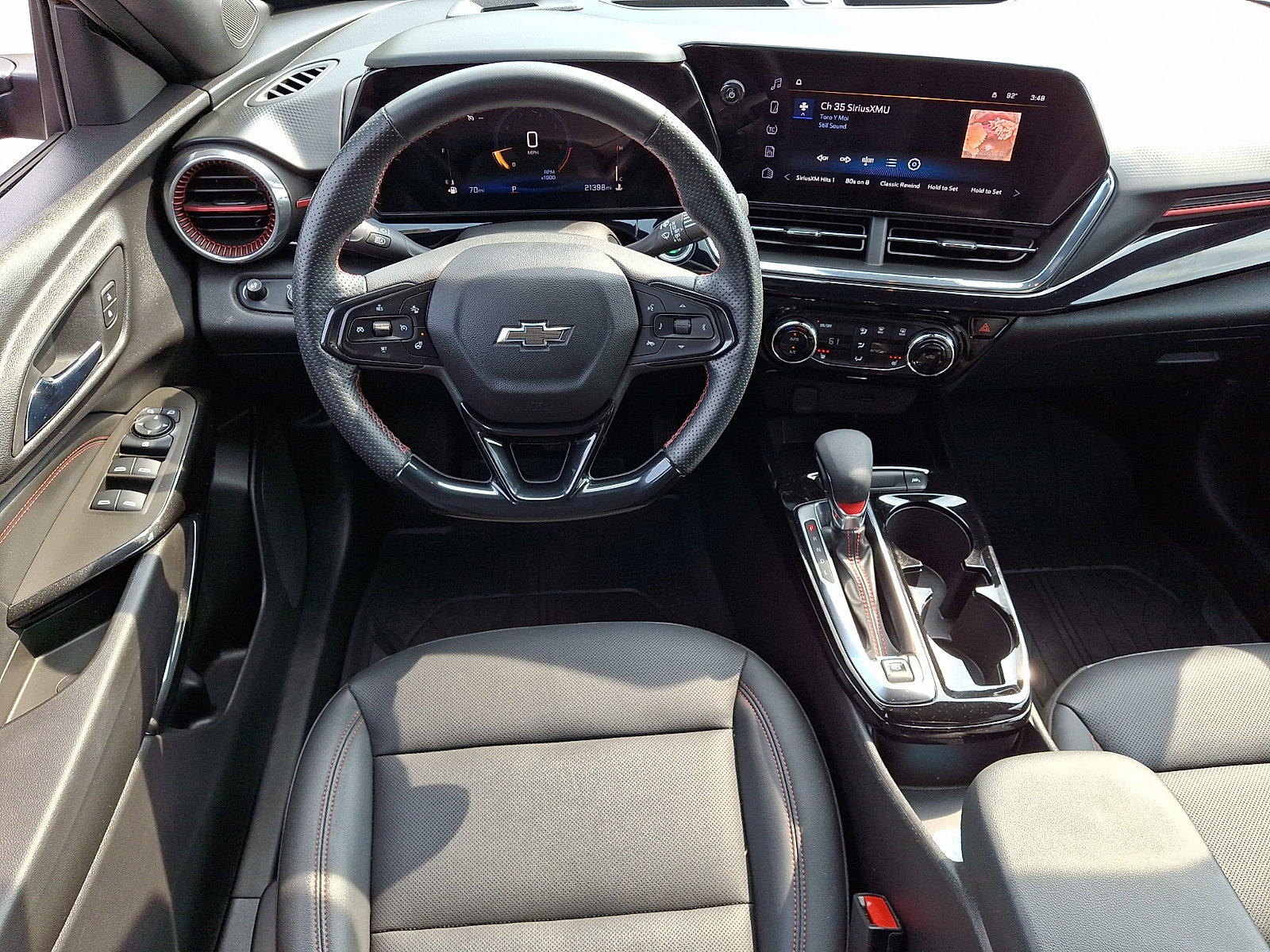 Certified 2024 Chevrolet Trax RS w/ Driver Confidence Package FWD image 11