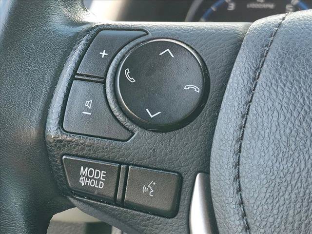 Used 2017 Toyota RAV4 Limited w/ Carpet Mat Package FWD image 11