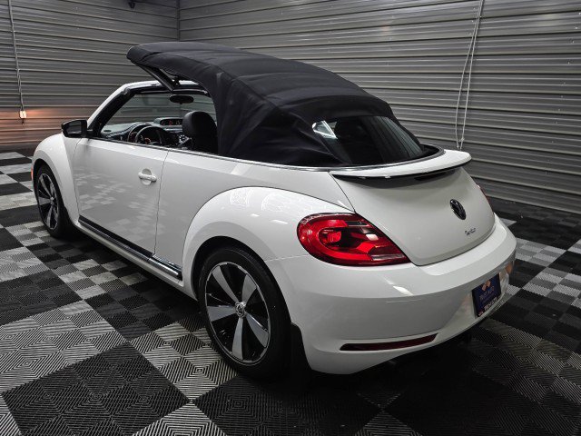 Used 2013 Volkswagen Beetle 2.0T FWD image 10