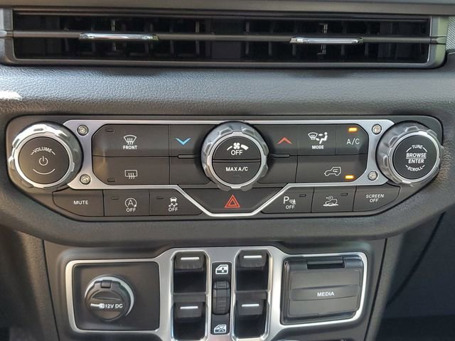 New 2025 Jeep Gladiator Sport image 30