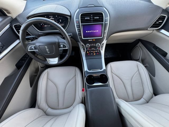 Used 2020 Lincoln Nautilus FWD w/ Equipment Group 101A image 20