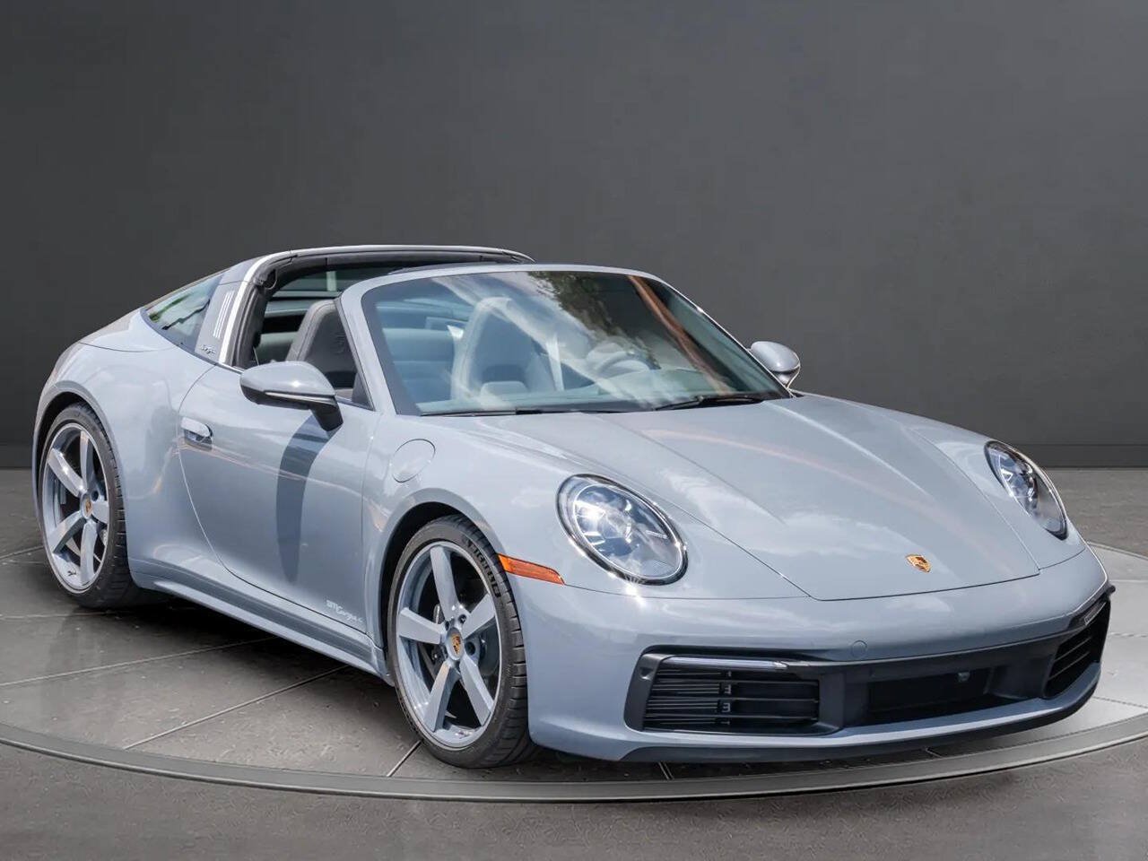 Used 2024 Porsche 911 Targa 4 AWD/4WD image 10