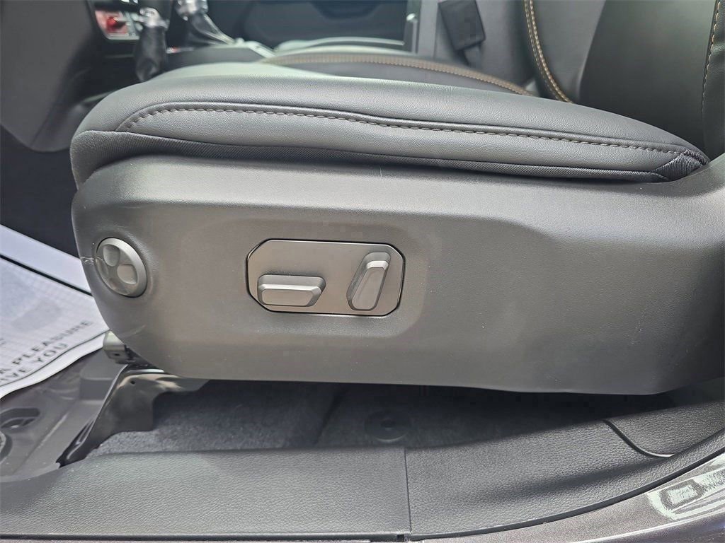 New 2025 Jeep Wrangler Unlimited Rubicon 392 image 13