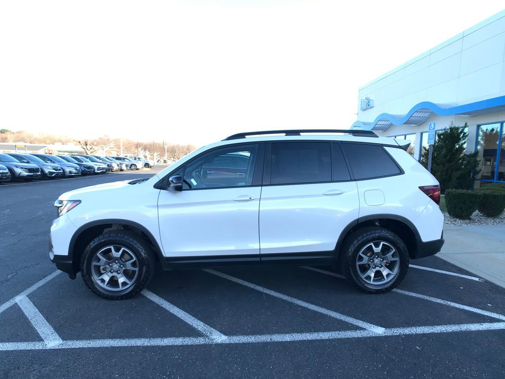 Certified 2023 Honda Passport TrailSport image 7