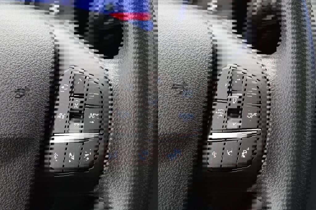 Used 2025 Ford Maverick XLT w/ Black Appearance Package image 23