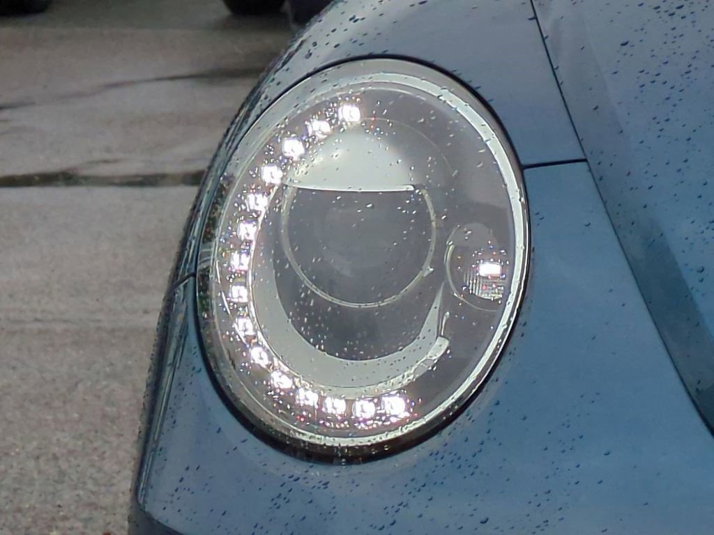 Used 2017 Volkswagen Beetle 1.8T SEL image 10