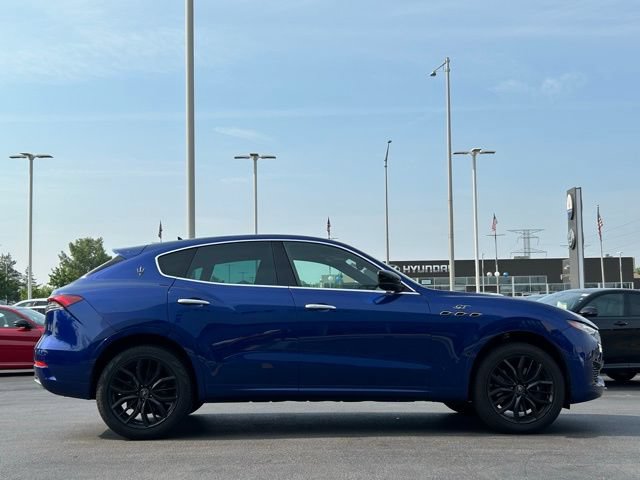 Used 2024 Maserati Levante GT Ultima AWD/4WD image 7