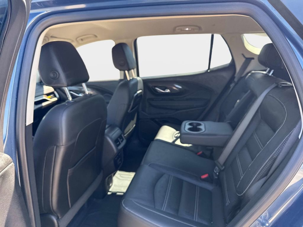 Used 2024 GMC Terrain Denali w/ Denali Premium Package image 13