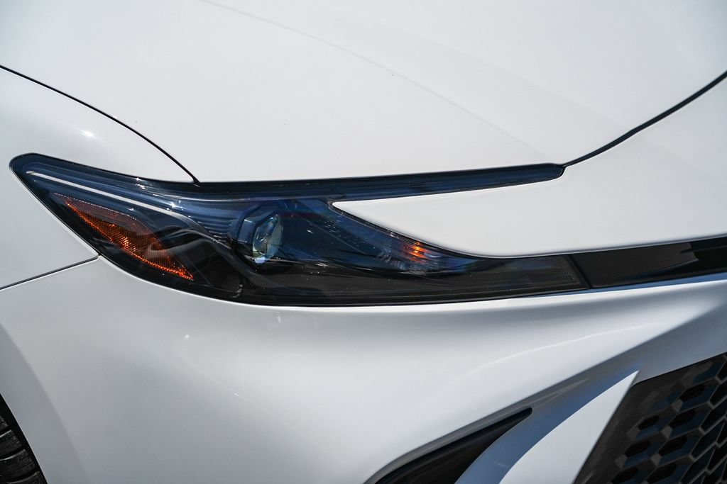 Used 2026 Toyota Camry SE w/ Multimedia Upgrade Package FWD image 10