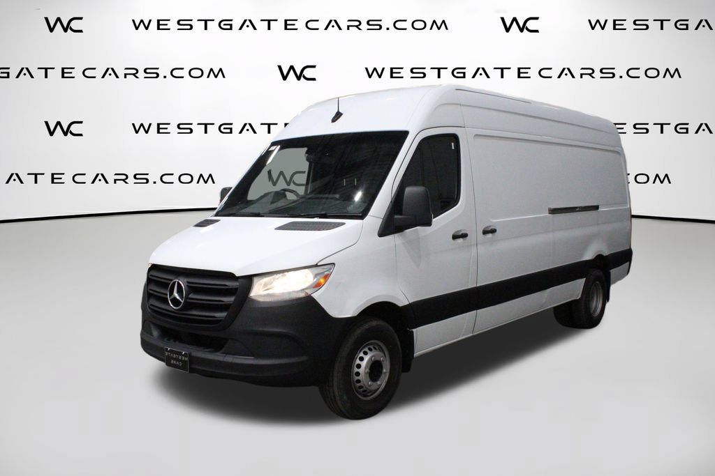 Used 2019 Mercedes-Benz Sprinter 170 Cargo image 1
