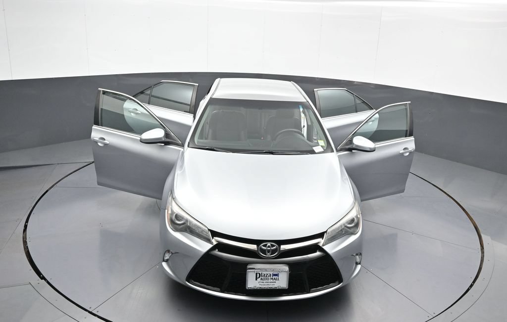 Certified 2017 Toyota Camry SE FWD image 44