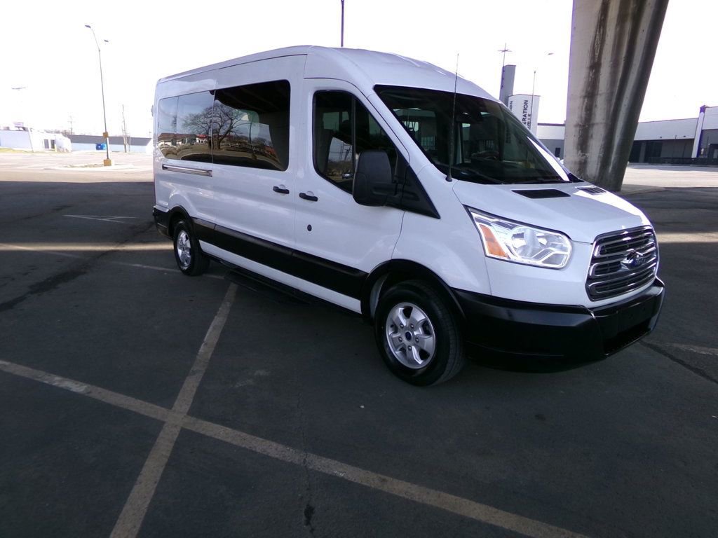 Used 2018 Ford Transit 350 XLT image 4