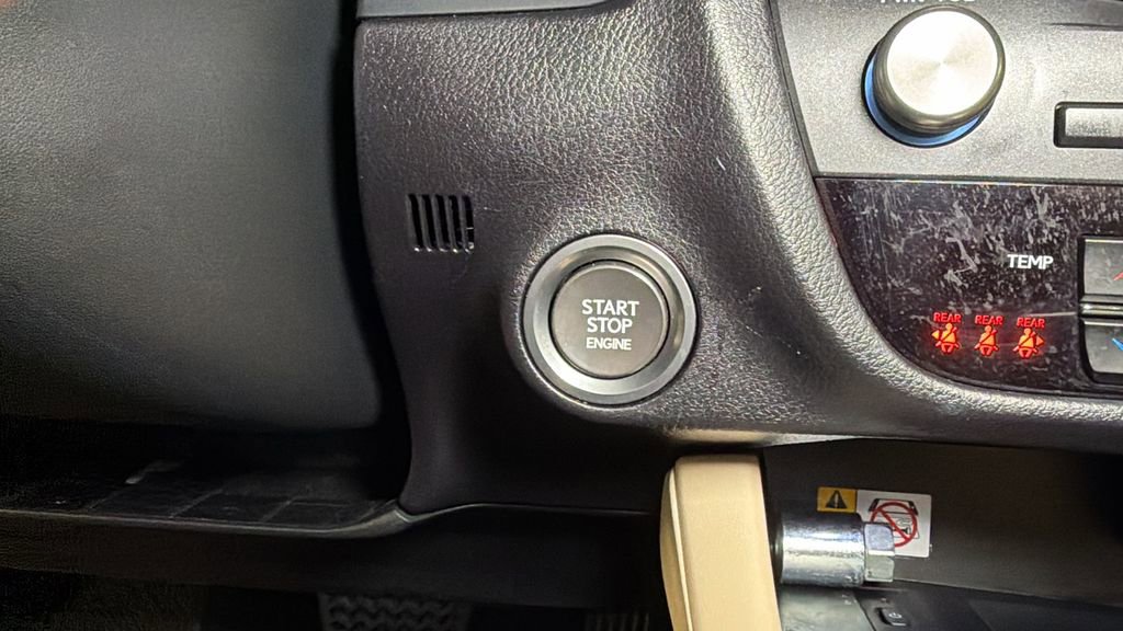 Certified 2022 Lexus RX 350 AWD w/ Premium Package image 32