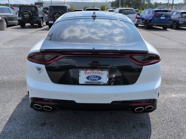 Used 2021 Kia Stinger GT1 RWD image 5