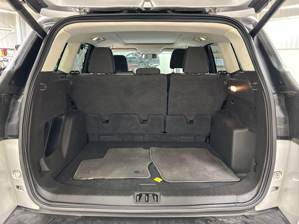 Certified 2017 Ford Escape SE w/ Equipment Group 201A AWD/4WD image 23