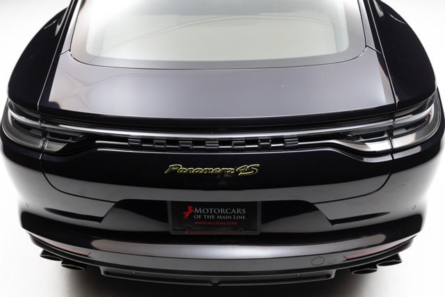 Used 2023 Porsche Panamera 4S Executive image 40
