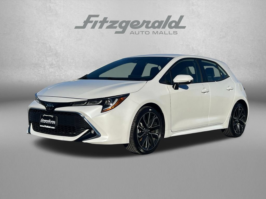 Used 2022 Toyota Corolla XSE FWD image 2