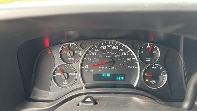 New 2025 Chevrolet Express 3500 w/ Power Convenience Package RWD image 28