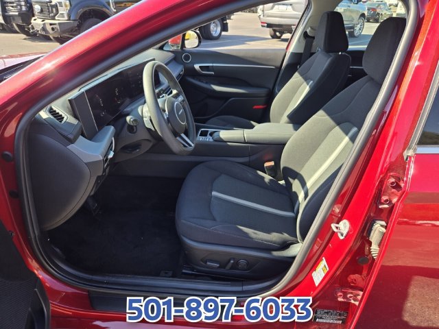 Used 2025 Hyundai Sonata SEL FWD image 10
