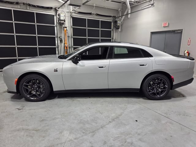 New 2026 Dodge Charger Scat Pack w/ Blacktop Package AWD/4WD image 4