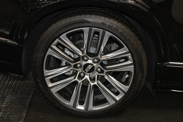 Certified 2026 Cadillac Vistiq Platinum w/ LPO, Floor Liner Package AWD/4WD image 47
