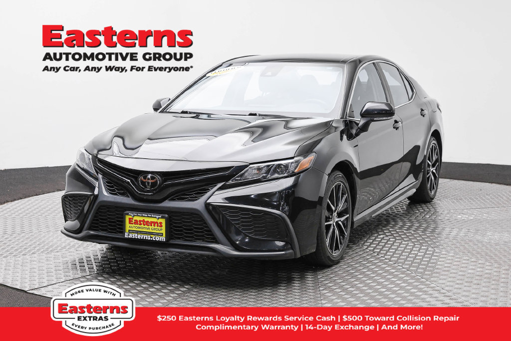 Used 2023 Toyota Camry SE