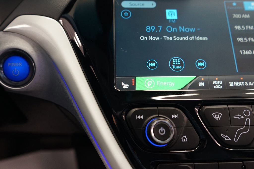 Used 2018 Chevrolet Bolt Premier w/ Driver Confidence II Package FWD image 39