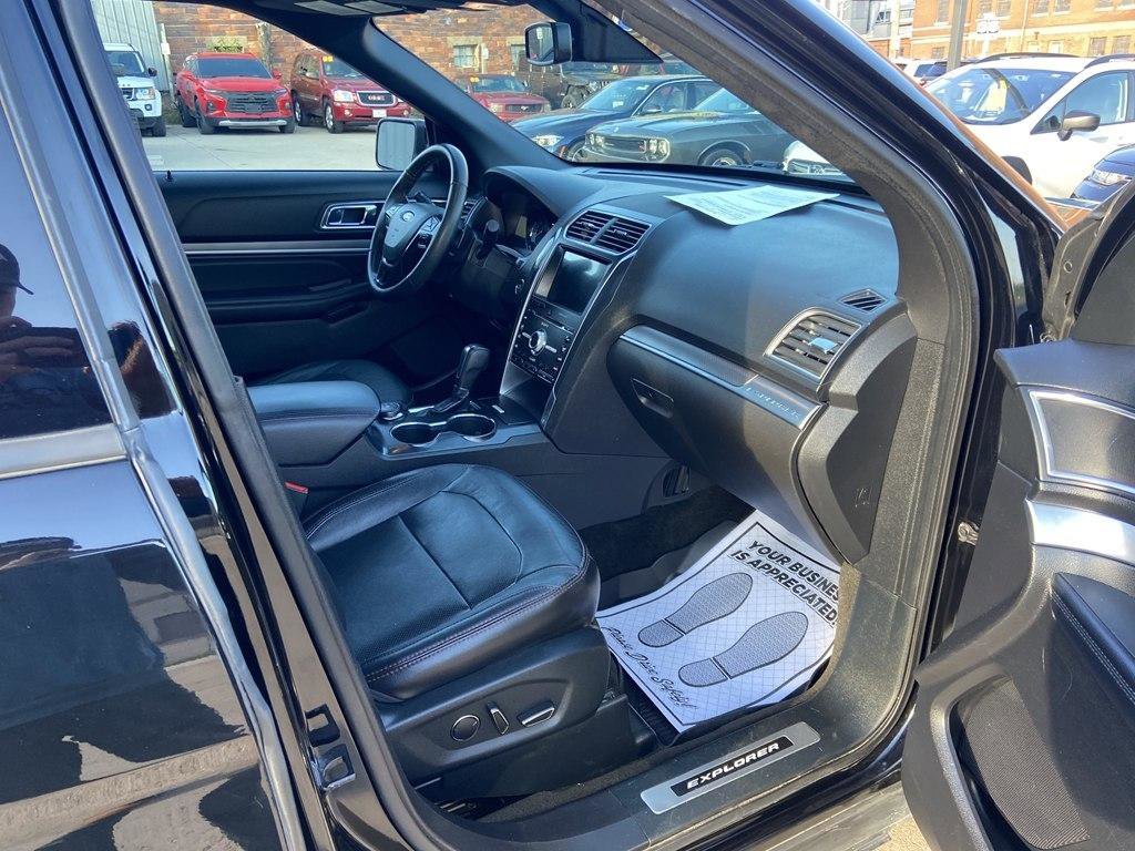 Used 2018 Ford Explorer Sport w/ Equipment Group 401A AWD/4WD image 15