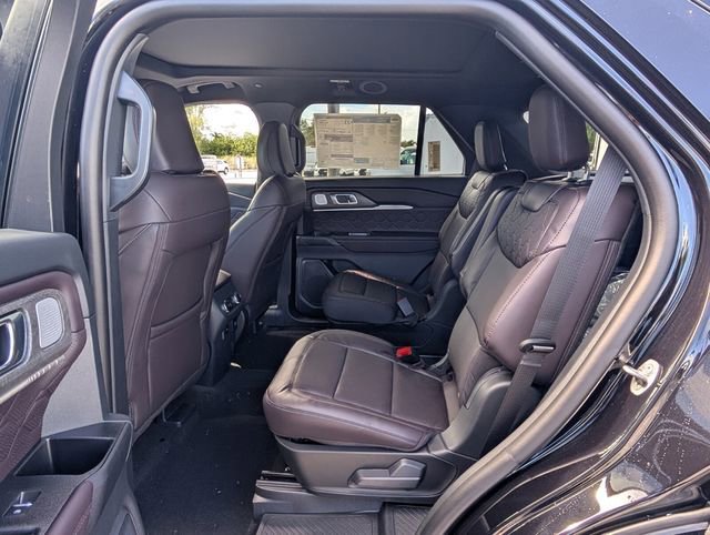 New 2026 Ford Explorer Platinum w/ LUX Leather Package AWD/4WD image 6