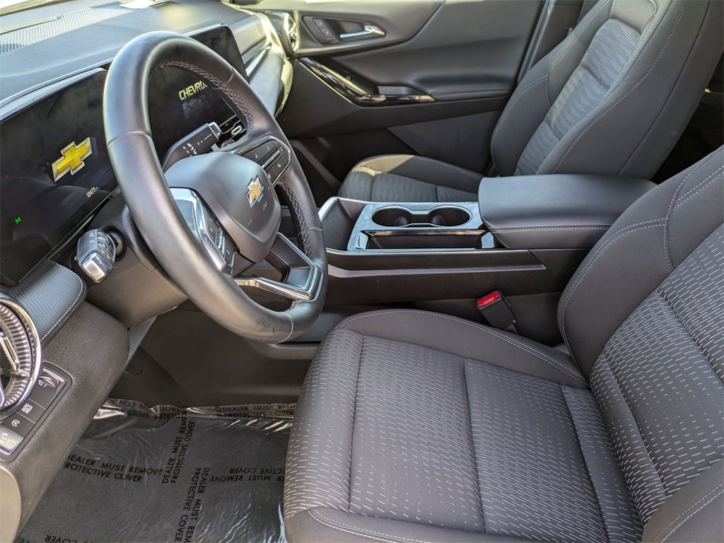 Used 2025 Chevrolet Equinox LT image 20