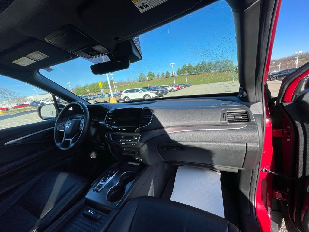 Used 2023 Honda Passport EX-L image 10