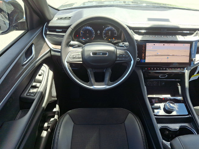 New 2026 Jeep Grand Cherokee Altitude AWD/4WD image 7