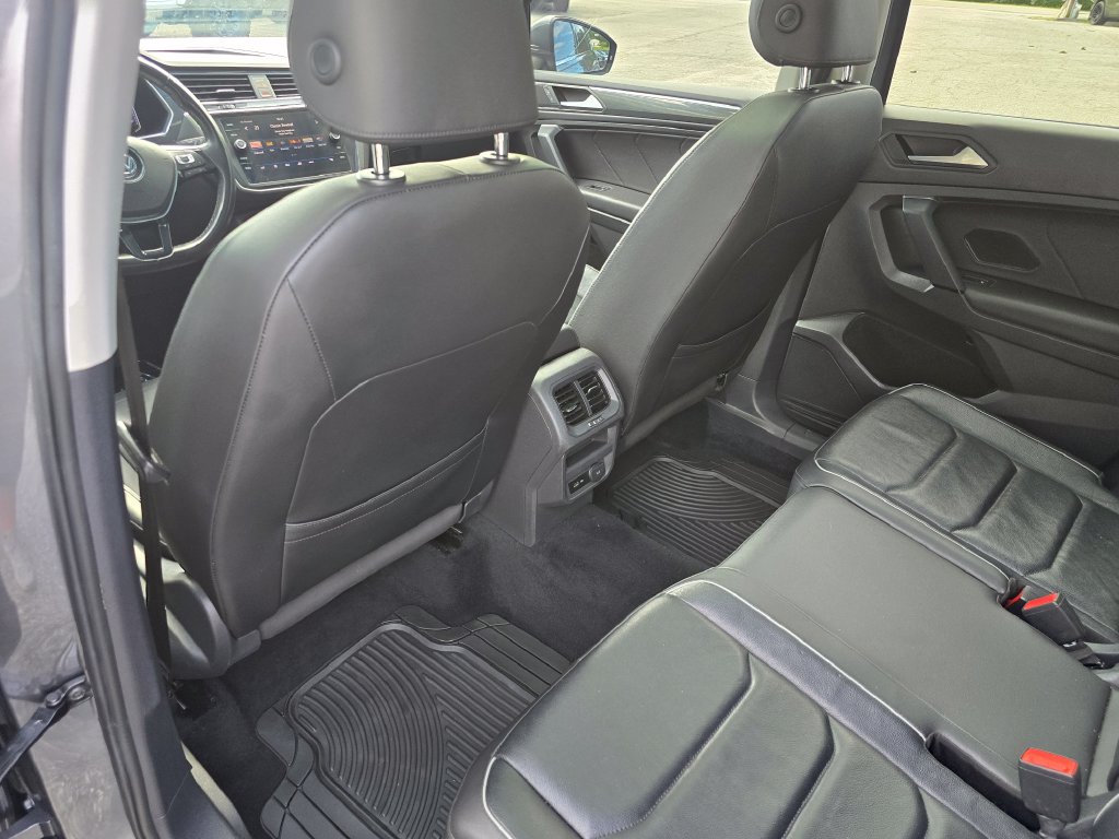Used 2019 Volkswagen Tiguan SEL Premium AWD/4WD image 26