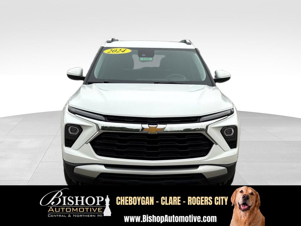 Used 2024 Chevrolet TrailBlazer LT AWD/4WD image 14