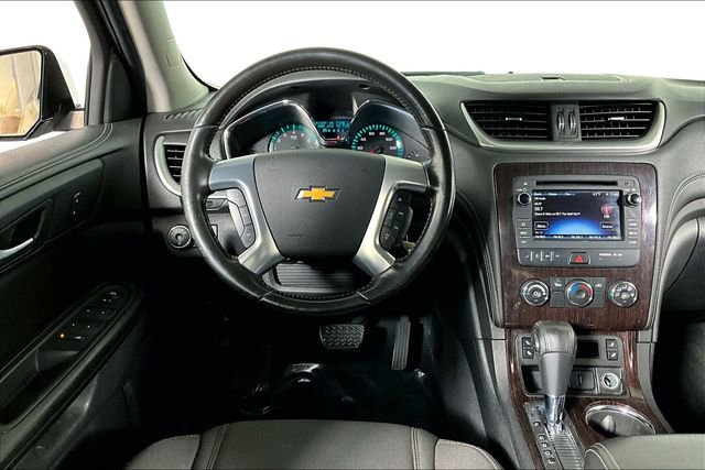 Used 2017 Chevrolet Traverse LT image 5