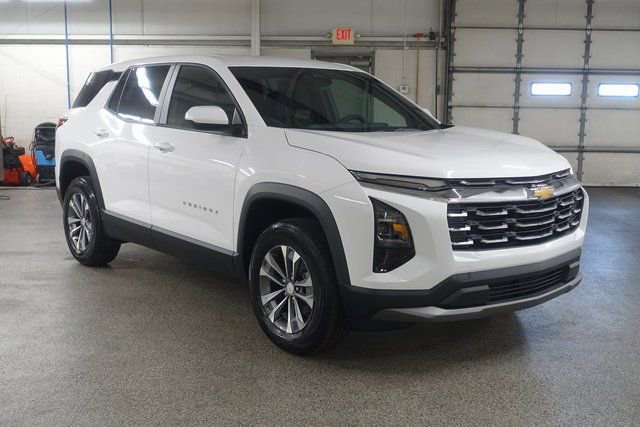 New 2026 Chevrolet Equinox LT w/ Convenience Package II image 1