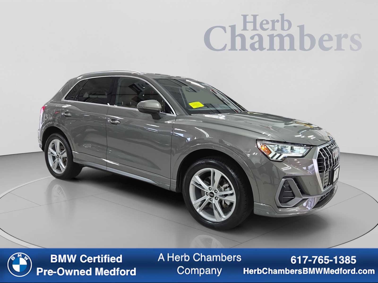 Used 2024 Audi Q3 2.0T Premium Plus AWD/4WD image 1